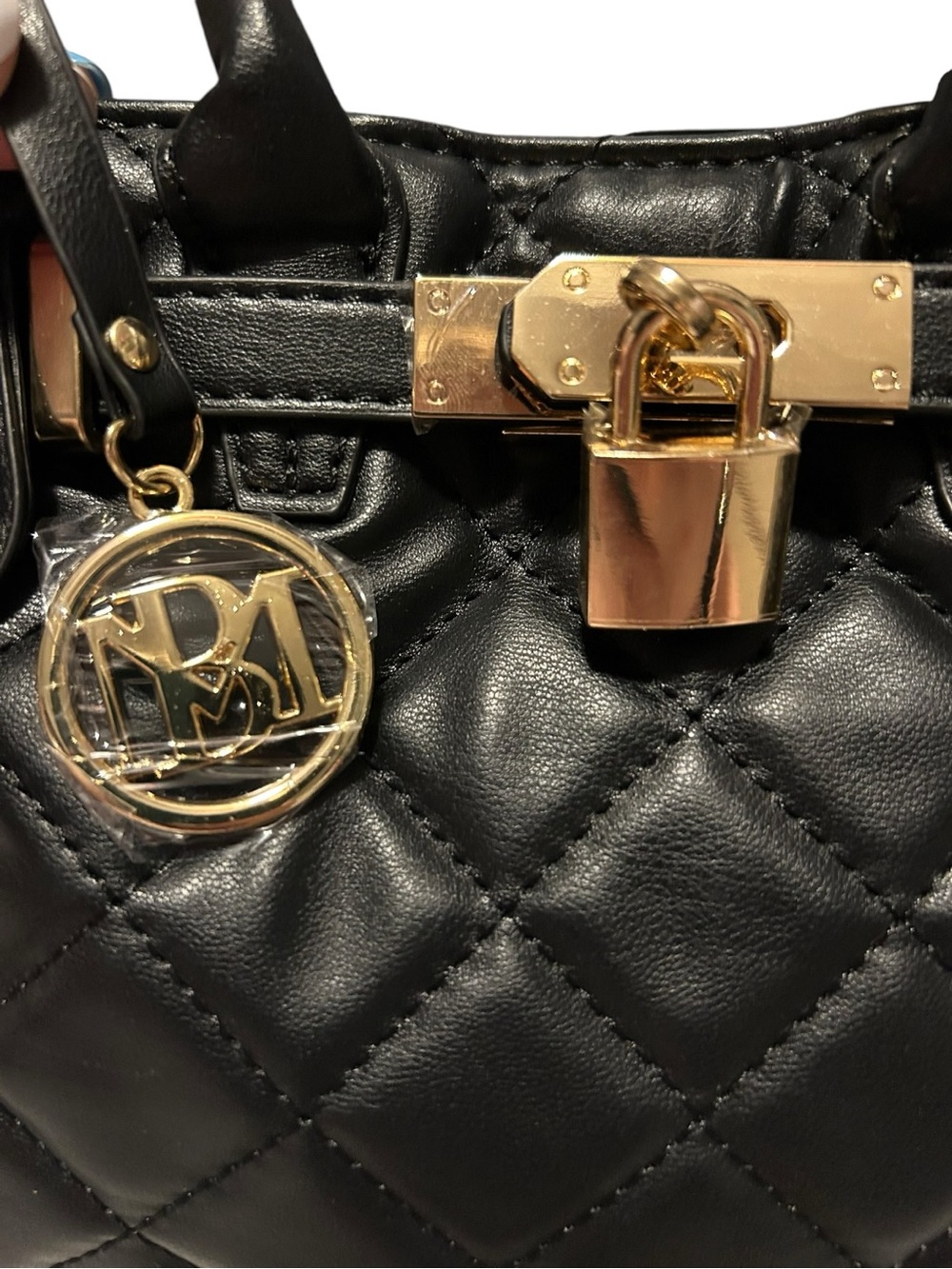 NWT Badgley Mischka Black Quilted Bag - Picture 2 of 4